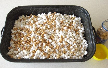 10-popcornwithpeanuts
