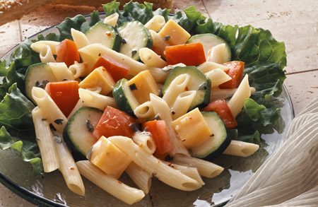 italian pasta tomato salad
