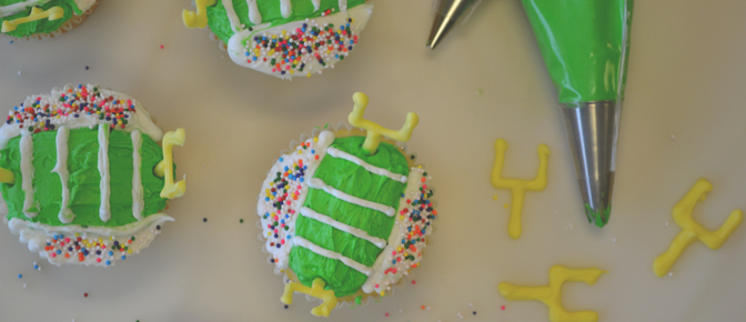 Icing Field Goal Cupcakes