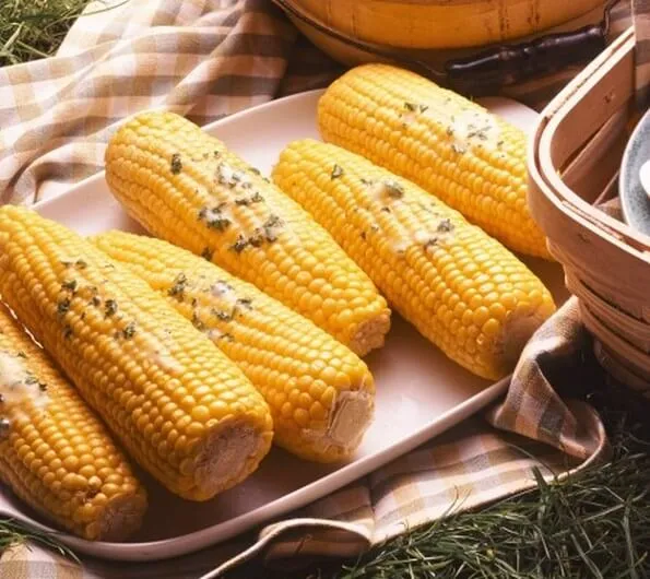 Corn-On-The-Cob With Seasoned Butters