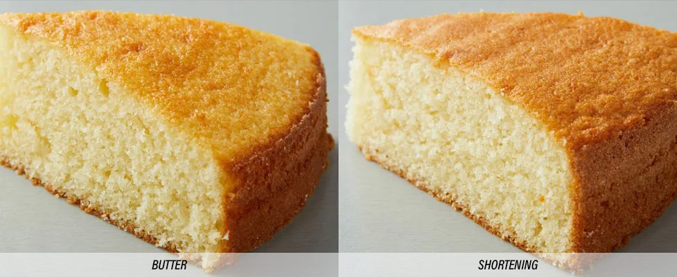 2 cake slices, one on top contains butter so more browned than bottom example containing shortening