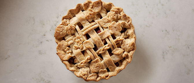2016_october_fresh-from-the-orchard_cherry-apple-pie_inarticle