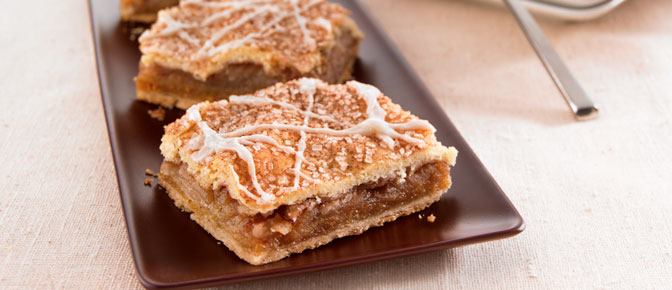 sheet-pan-dinners_apple-pie-bars_inarticle