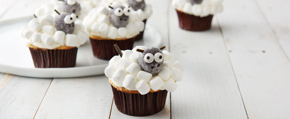 Lamb Cupcakes Image