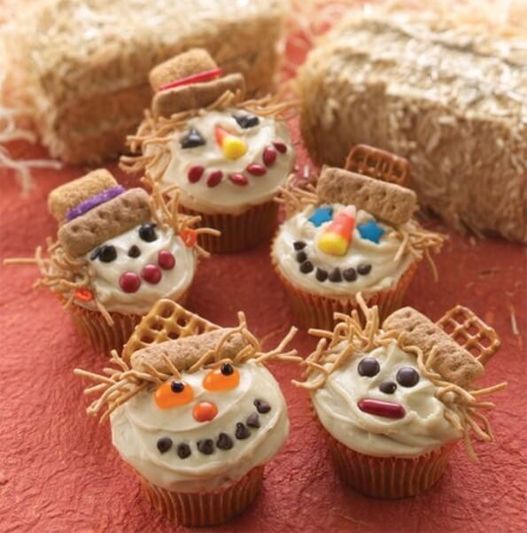 smiling scarecrow cupcakes