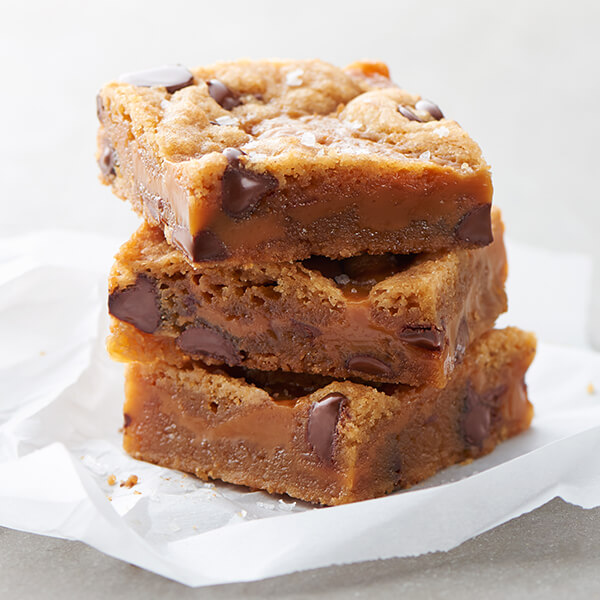 Salted Caramel Browned Butter Chocolate Chip Bars Image